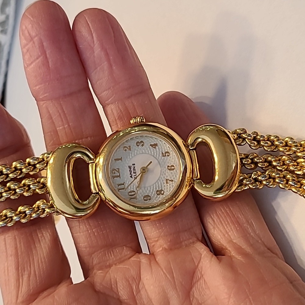 Anne Klein II watch
